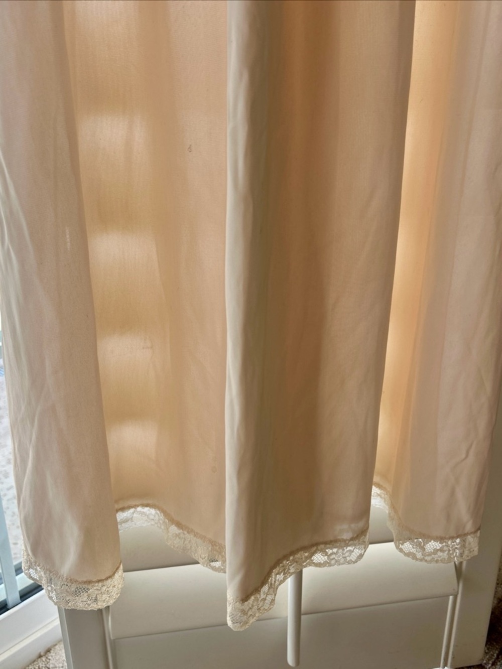 Vintage Vanity Fair Blush Pink Full Length Sleeveless Lace Trim Nightgown Sz 34 - Picture 5 of 14